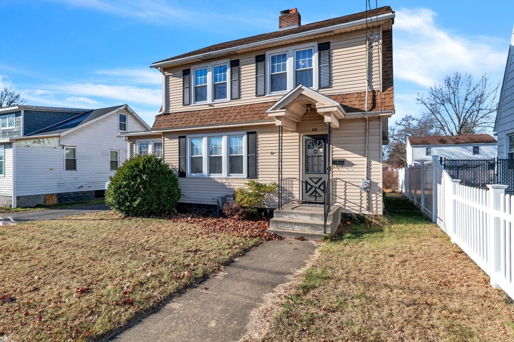88 Redlands Street Springfield, MA 01104 - Photo 2 of 42