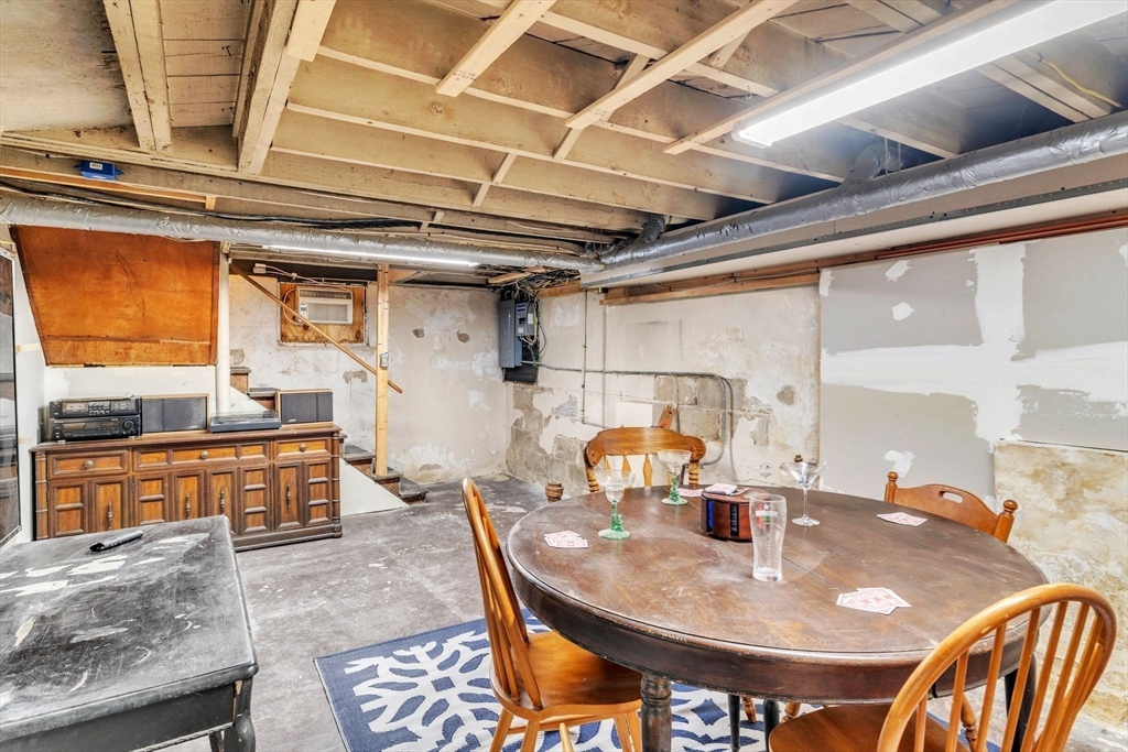 88 Redlands Street Springfield, MA 01104 - Photo 31 of 42