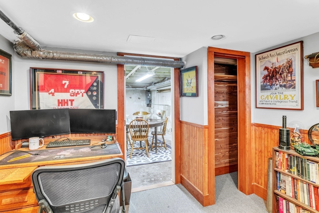 88 Redlands Street Springfield, MA 01104 - Photo 32 of 42