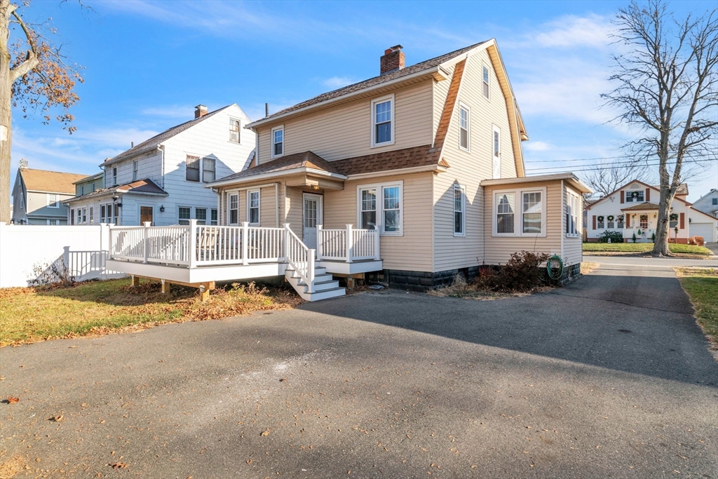 88 Redlands Street Springfield, MA 01104 - Photo 37 of 42