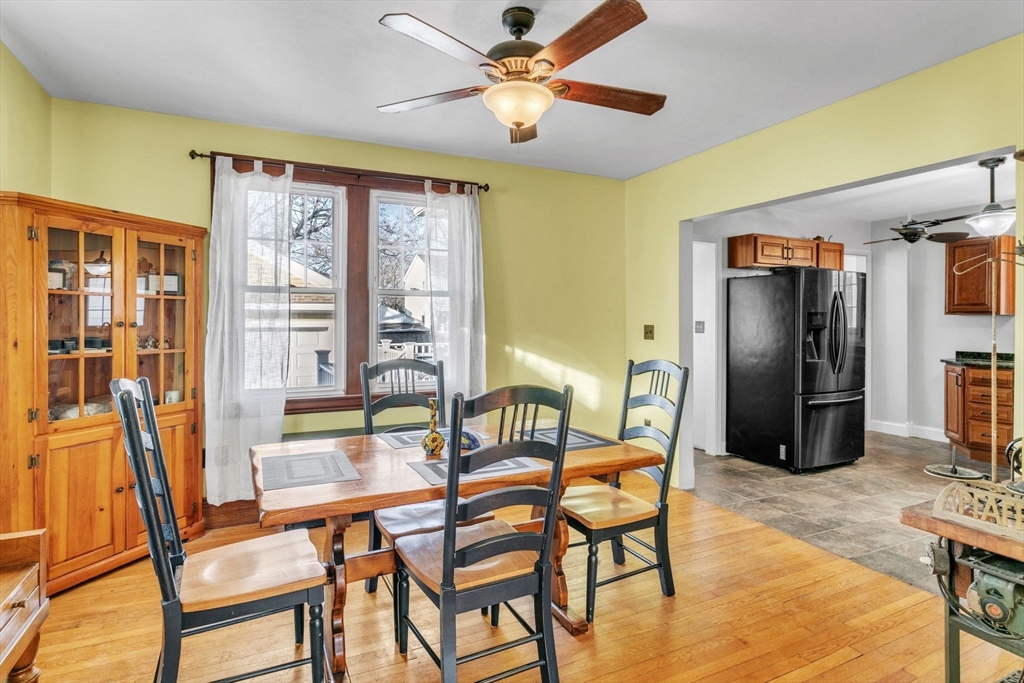 88 Redlands Street Springfield, MA 01104 - Photo 8 of 42