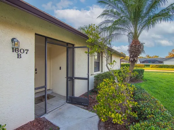 $2,150 | 1607 Laurel Leaf Lane, Fort Pierce, FL 34950