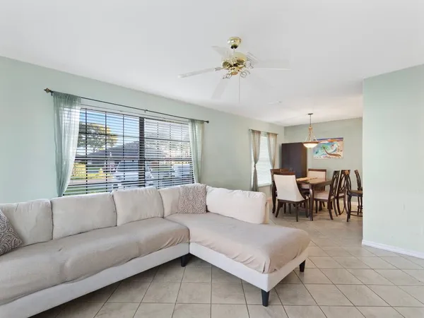 $2,150 | 1607 Laurel Leaf Lane, Fort Pierce, FL 34950