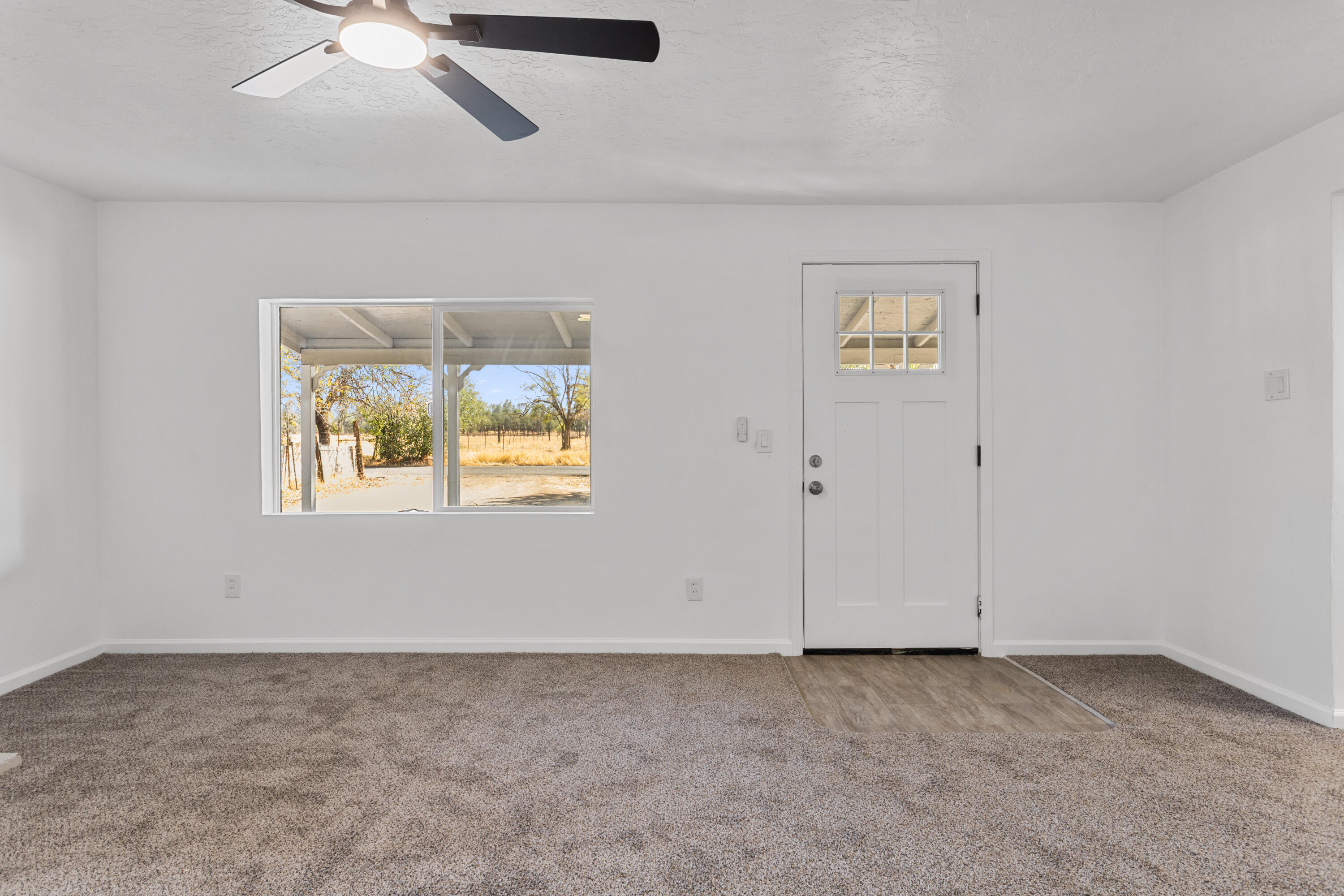 17402 Olinda Road Anderson, CA 96007 - Photo 8 of 29 Interior Olinda Rd01