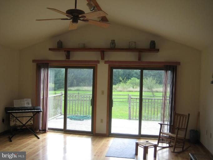 108 Jones Road Chester, MD 21619 - Photo 14 of 21 Family Room