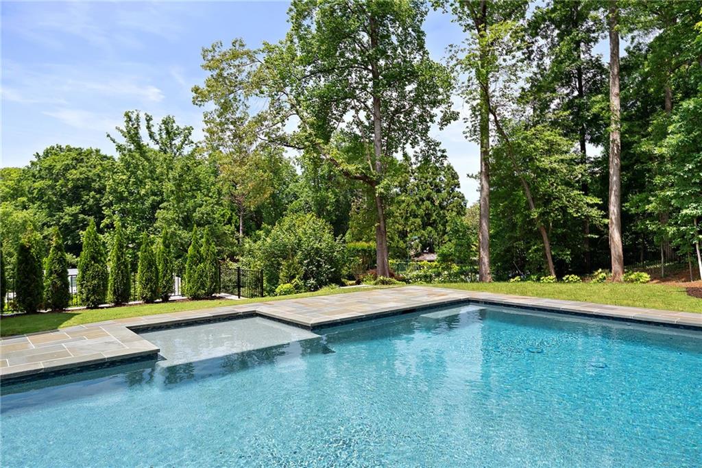 95 Blackland Road Northwest Atlanta, GA 30342 - Photo 37 of 65