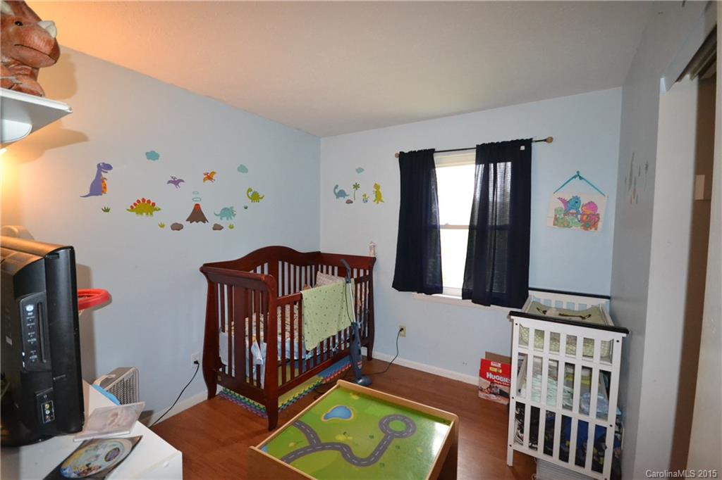 32 Conner Road Candler, NC 28715 - Photo 4 of 11 Gallery Image 4