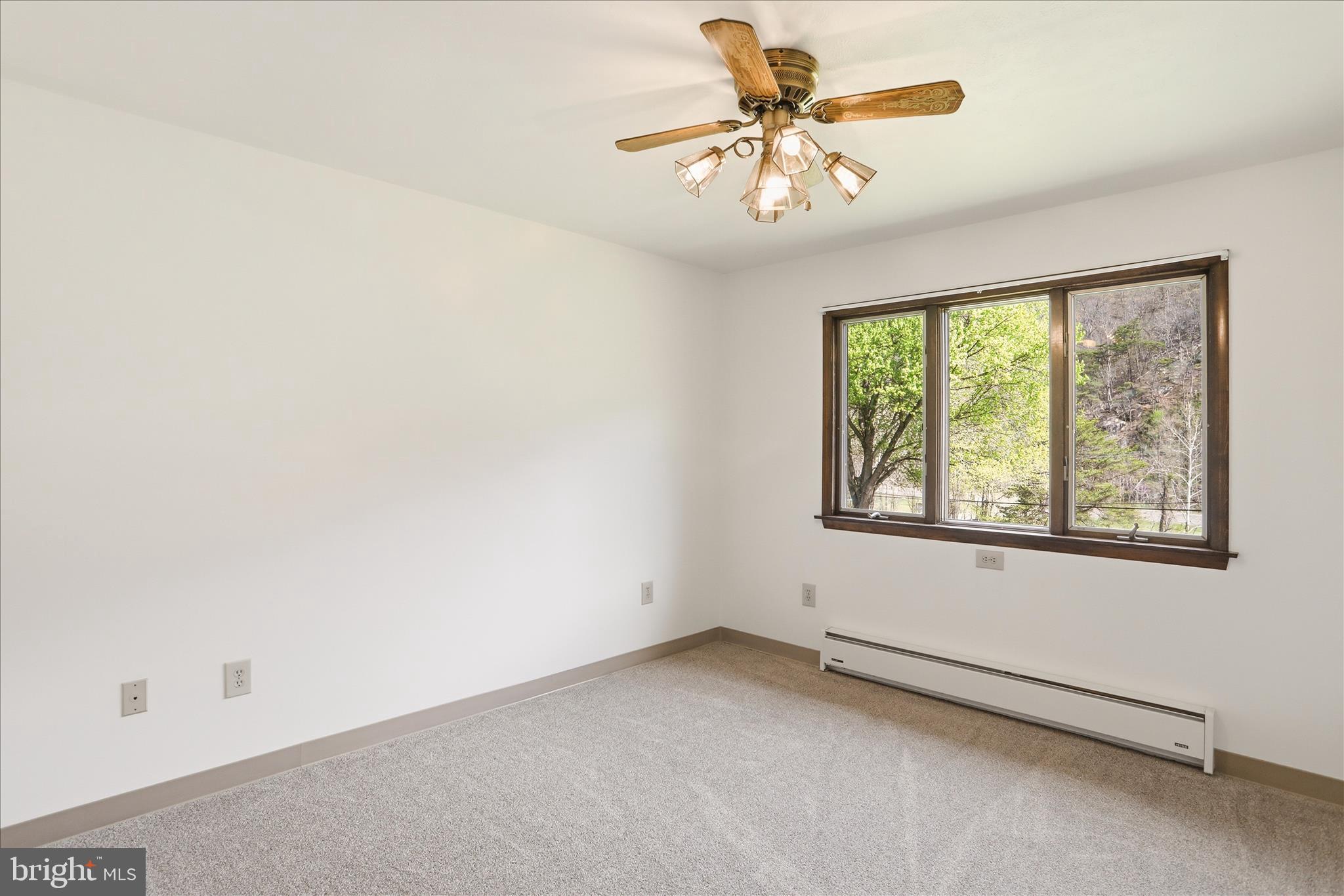 12623 Windy Ridge Drive Mount Savage, MD 21545 - Photo 19 of 72 an empty room with a window
