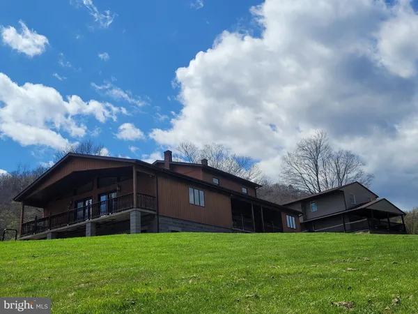$825,000 | 12623 Windy Ridge Drive, Mount Savage, MD 21545