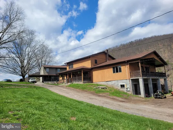 $825,000 | 12623 Windy Ridge Drive, Mount Savage, MD 21545