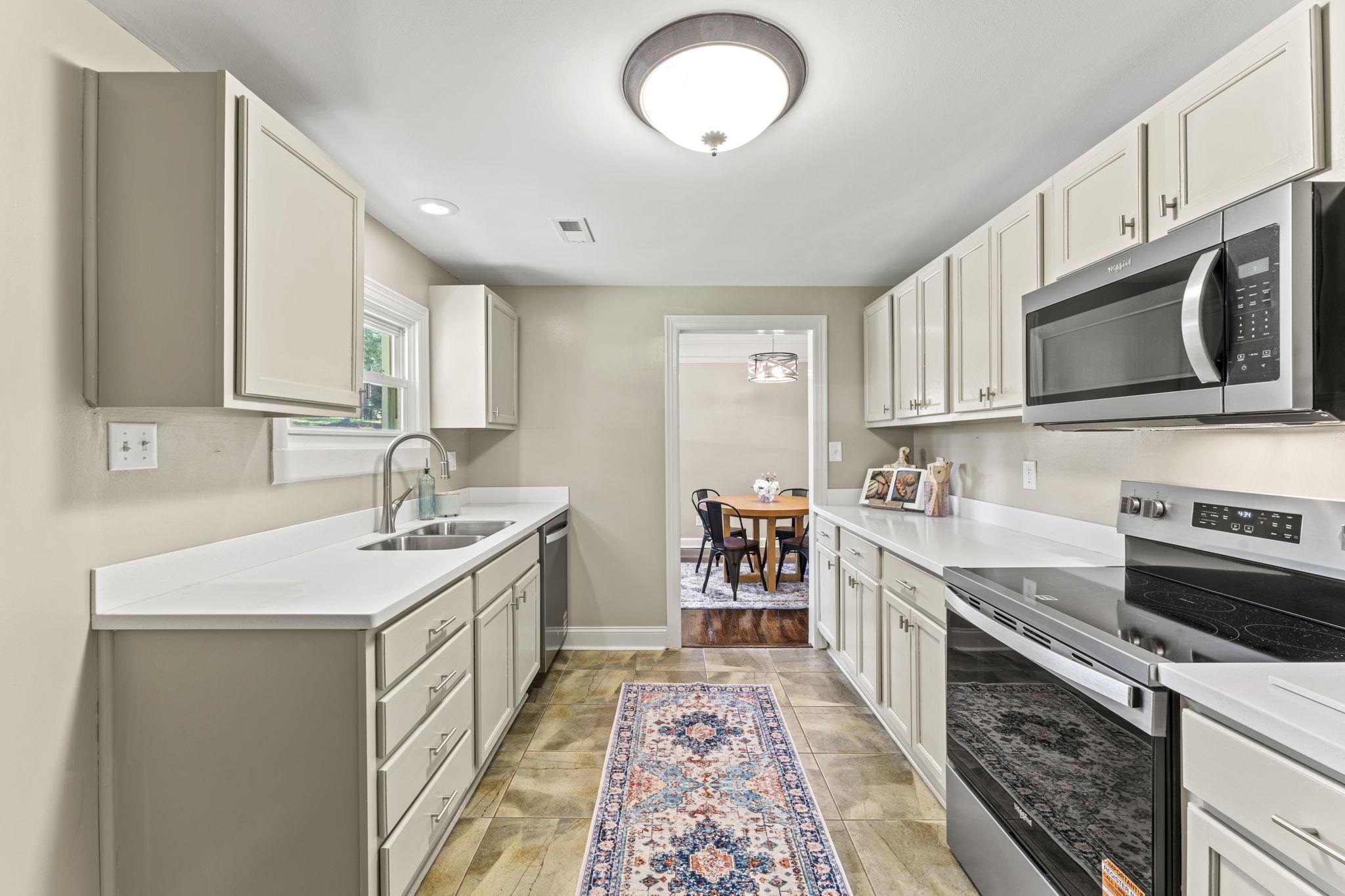 119 West Victoria Road Spartanburg, SC 29301 - Photo 14 of 50