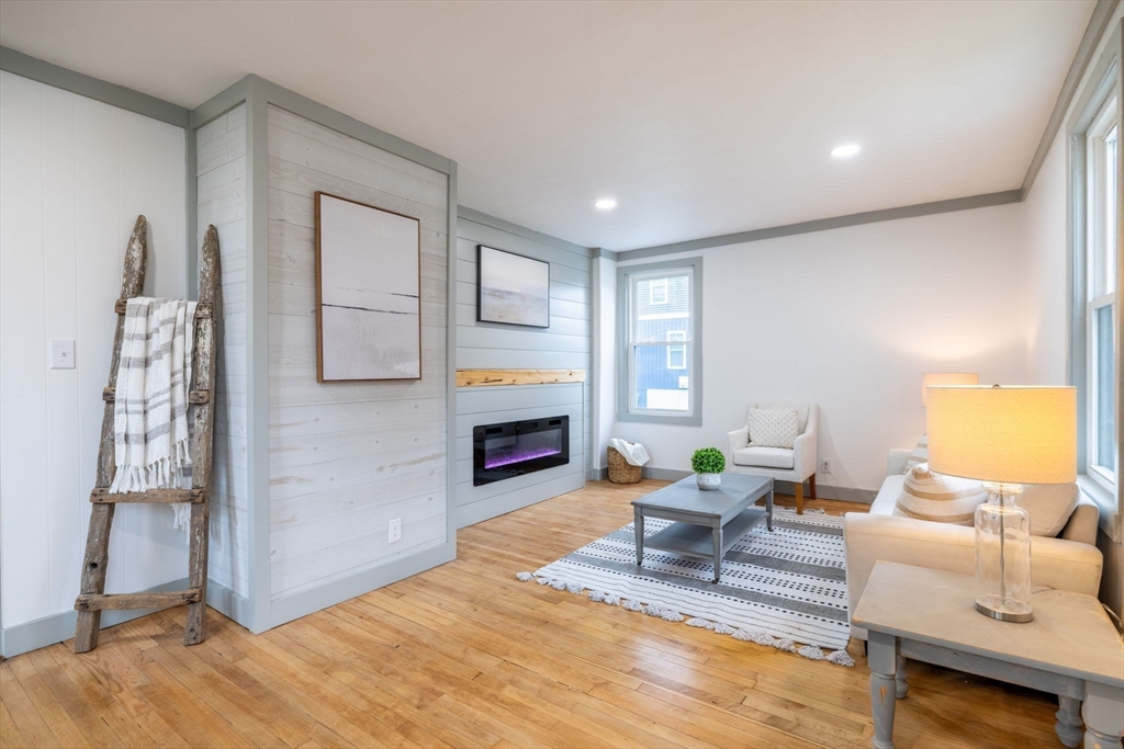 155 Fairhaven Road Mattapoisett, MA 02739 - Photo 11 of 34 Gallery Image 11