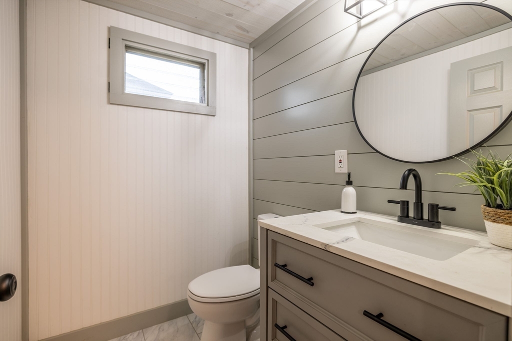 155 Fairhaven Road Mattapoisett, MA 02739 - Photo 16 of 34 Gallery Image 16