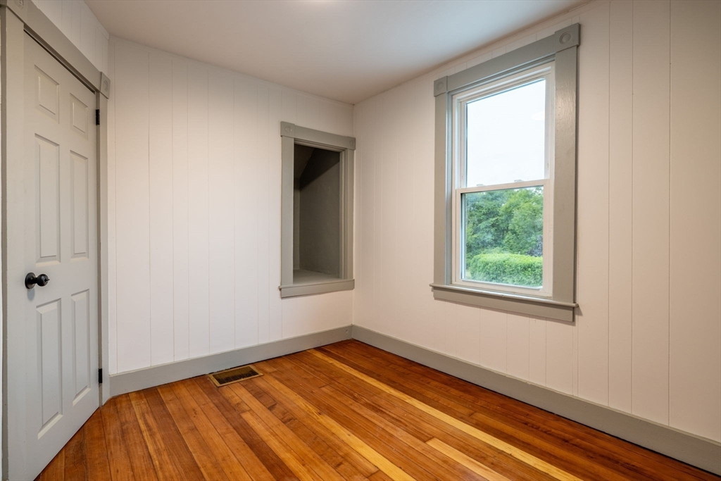 155 Fairhaven Road Mattapoisett, MA 02739 - Photo 25 of 34 Gallery Image 25