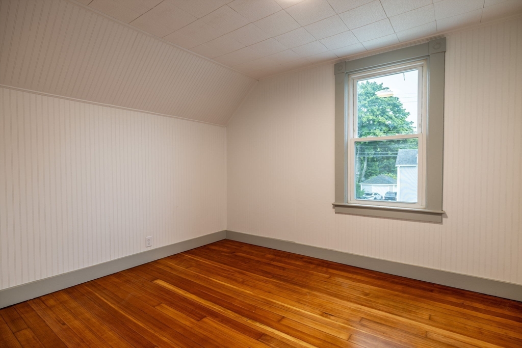 155 Fairhaven Road Mattapoisett, MA 02739 - Photo 28 of 34 Gallery Image 28