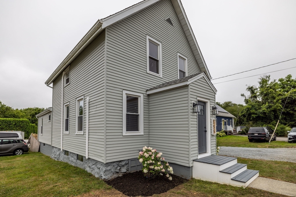 155 Fairhaven Road Mattapoisett, MA 02739 - Photo 30 of 34 Gallery Image 30