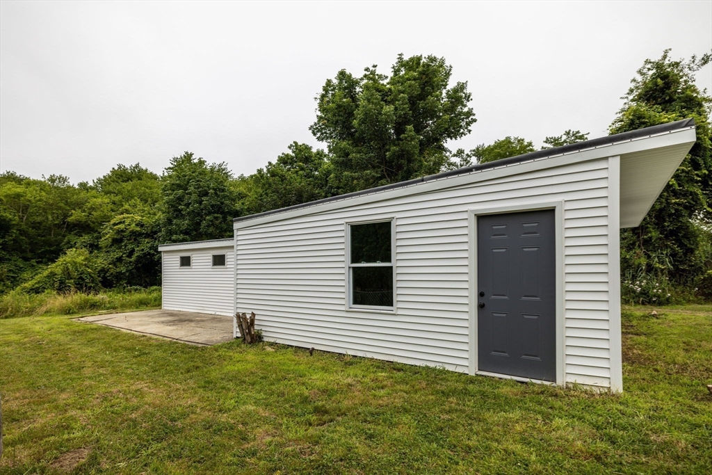 155 Fairhaven Road Mattapoisett, MA 02739 - Photo 3 of 34 Gallery Image 3