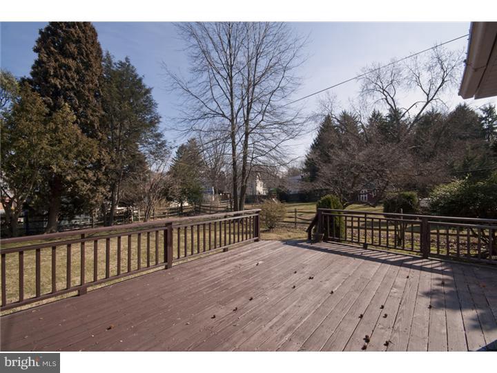 49 West Chelfield Road Glenside, PA 19038 - Photo 19 of 21 Deck