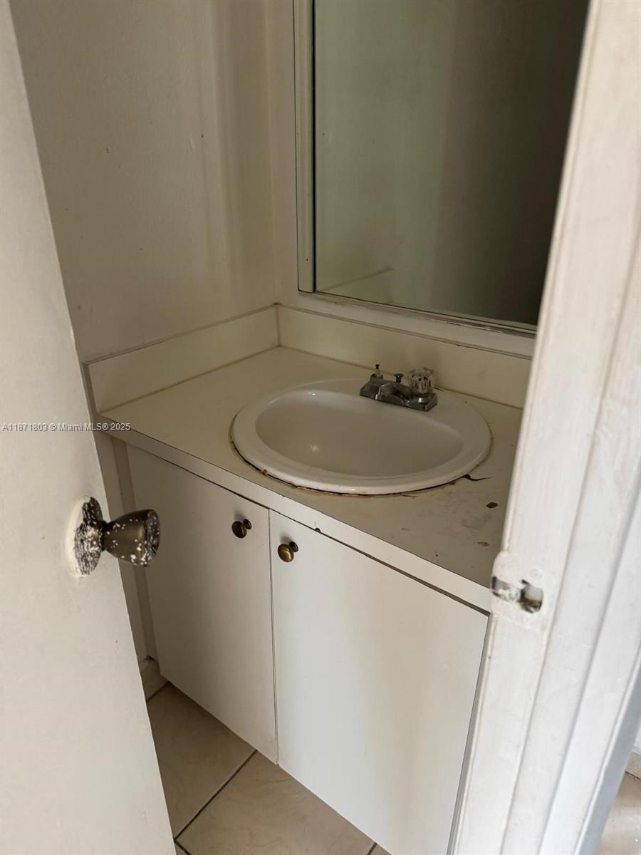 17901 Northwest 68th Avenue, Unit T203 Hialeah, FL 33015 - Photo 14 of 15