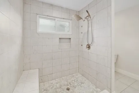 $885,000 | 4605 Beechwood Hollow, Austin, TX 78731