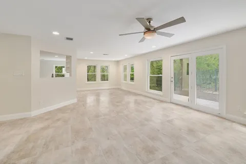 $885,000 | 4605 Beechwood Hollow, Austin, TX 78731