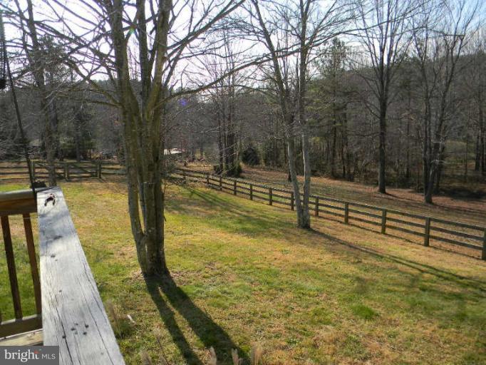 486 Shetley Road Amissville, VA 20106 - Photo 14 of 30 Exterior (Rear)