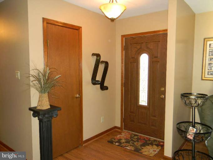 486 Shetley Road Amissville, VA 20106 - Photo 6 of 30 Interior (General)
