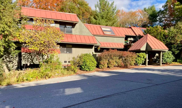 $679,900 | 125 Redrock Drive, Unit 201, Burlington, VT 05401