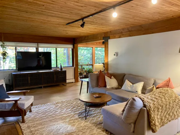 $679,900 | 125 Redrock Drive, Unit 201, Burlington, VT 05401