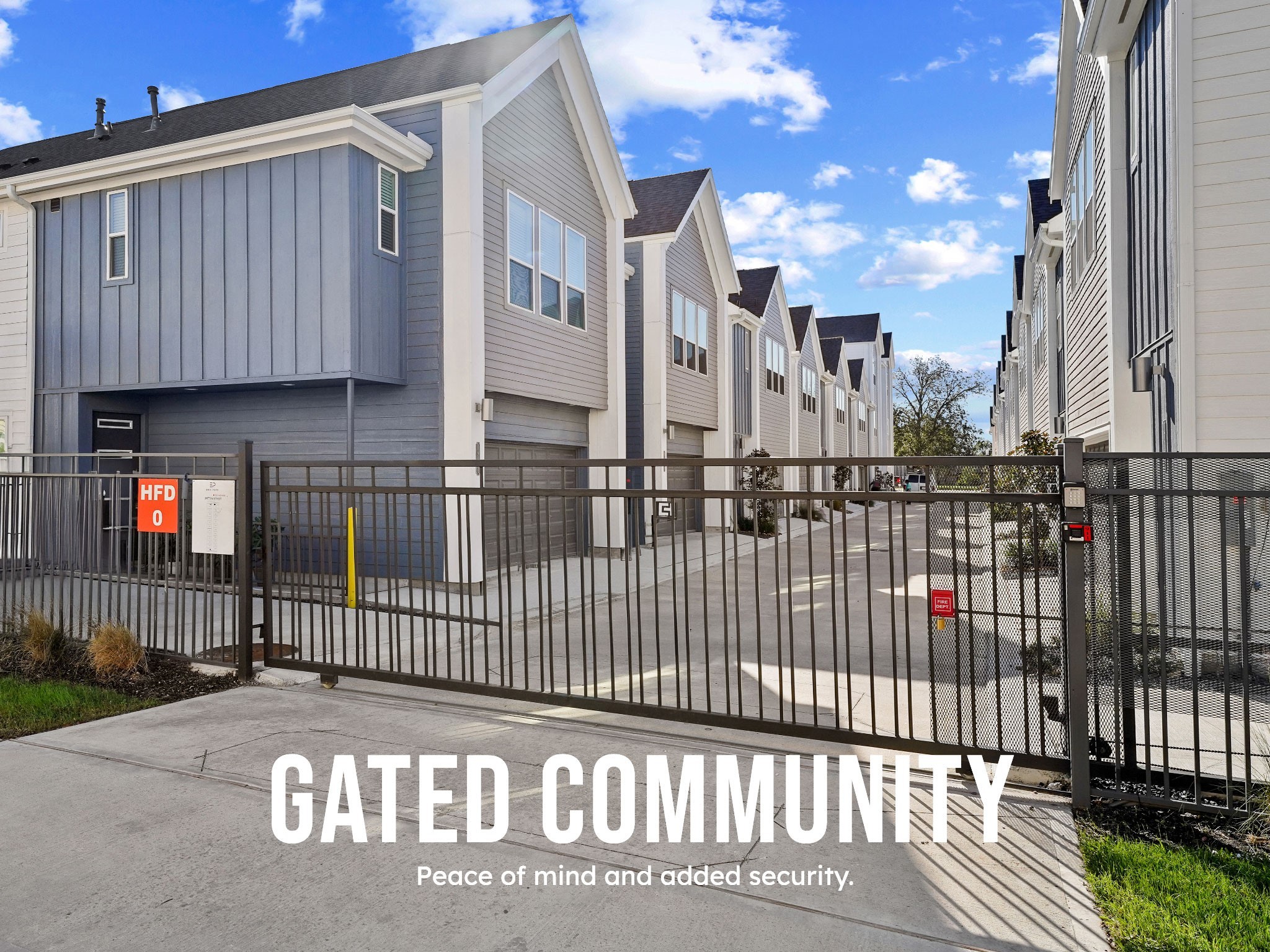 1013 Erin Street, Unit V Houston, TX 77009 - Photo 20 of 25 a view of a brick building from a balcony