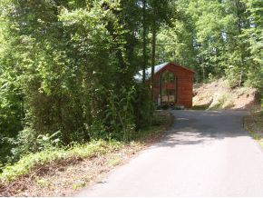 2148 Little Valley Road, Unit E Pigeon Forge, TN 37862 - Photo 12 of 12 paved driveway