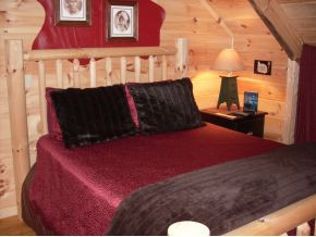 2148 Little Valley Road, Unit E Pigeon Forge, TN 37862 - Photo 6 of 12 guest bedroom