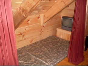 2148 Little Valley Road, Unit E Pigeon Forge, TN 37862 - Photo 8 of 12 hideaway kids bed