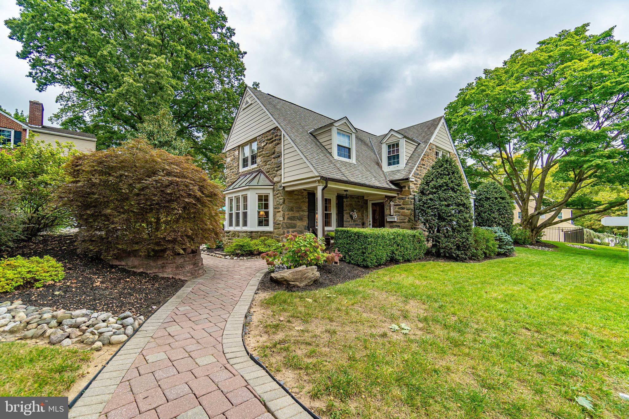 320 Southcroft Road Springfield, PA 19064 - Photo 2 of 36