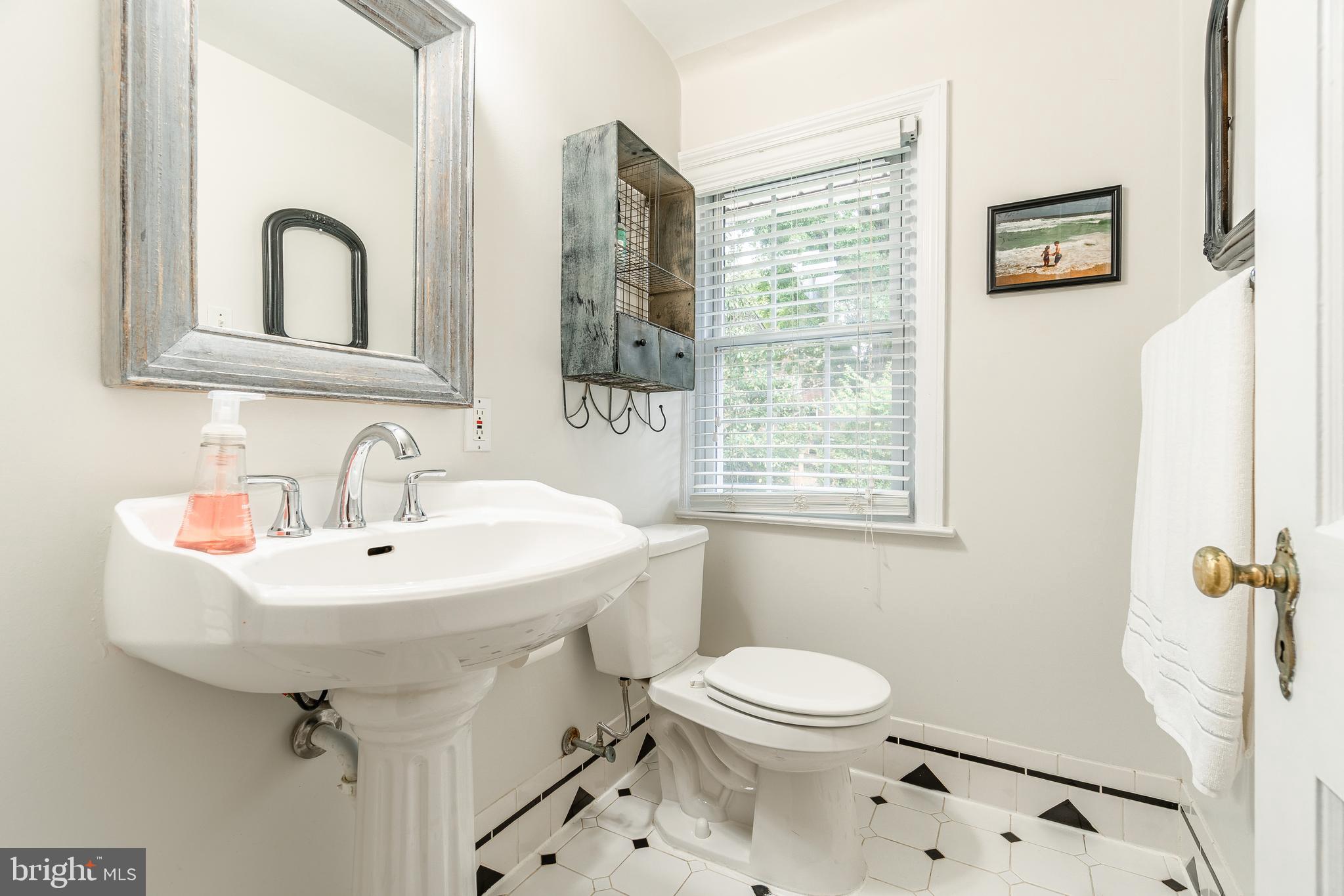 320 Southcroft Road Springfield, PA 19064 - Photo 28 of 36 Master Bathroom