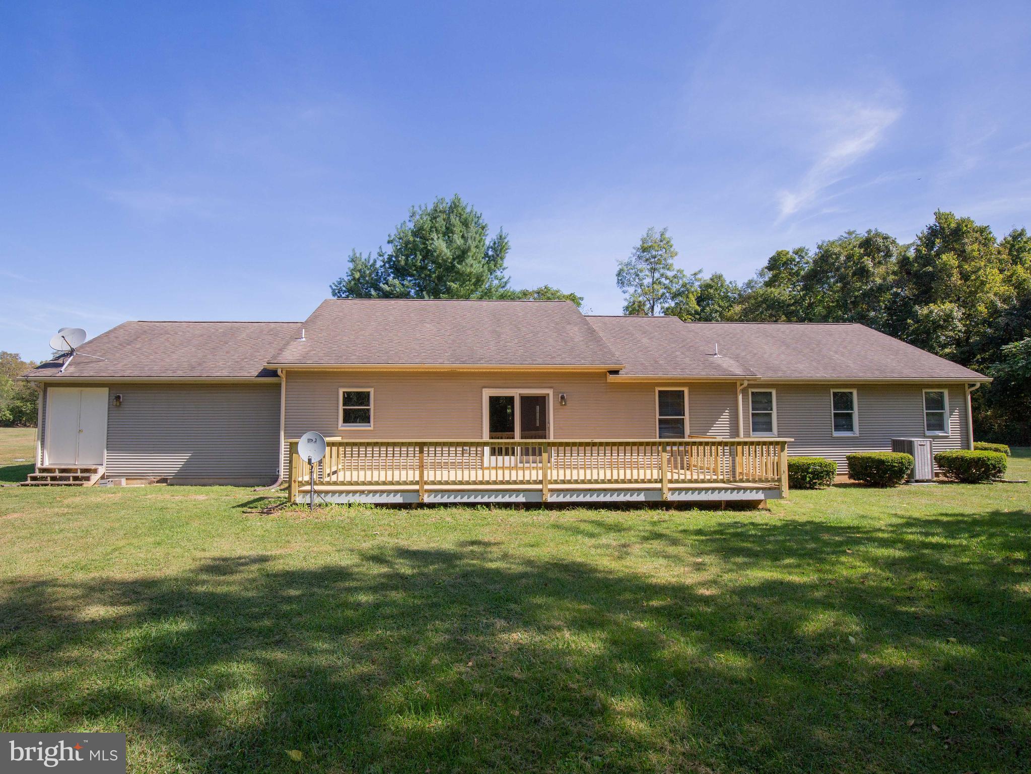 19 Gemini Way Summit Point, WV 25446 - Photo 37 of 53