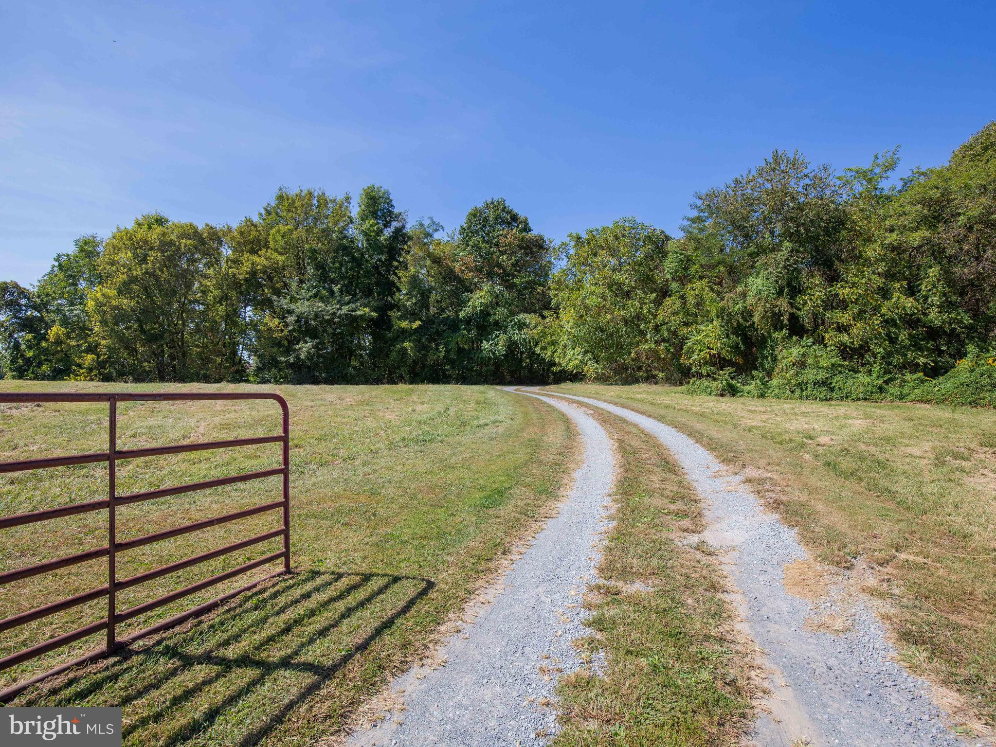 19 Gemini Way Summit Point, WV 25446 - Photo 40 of 53