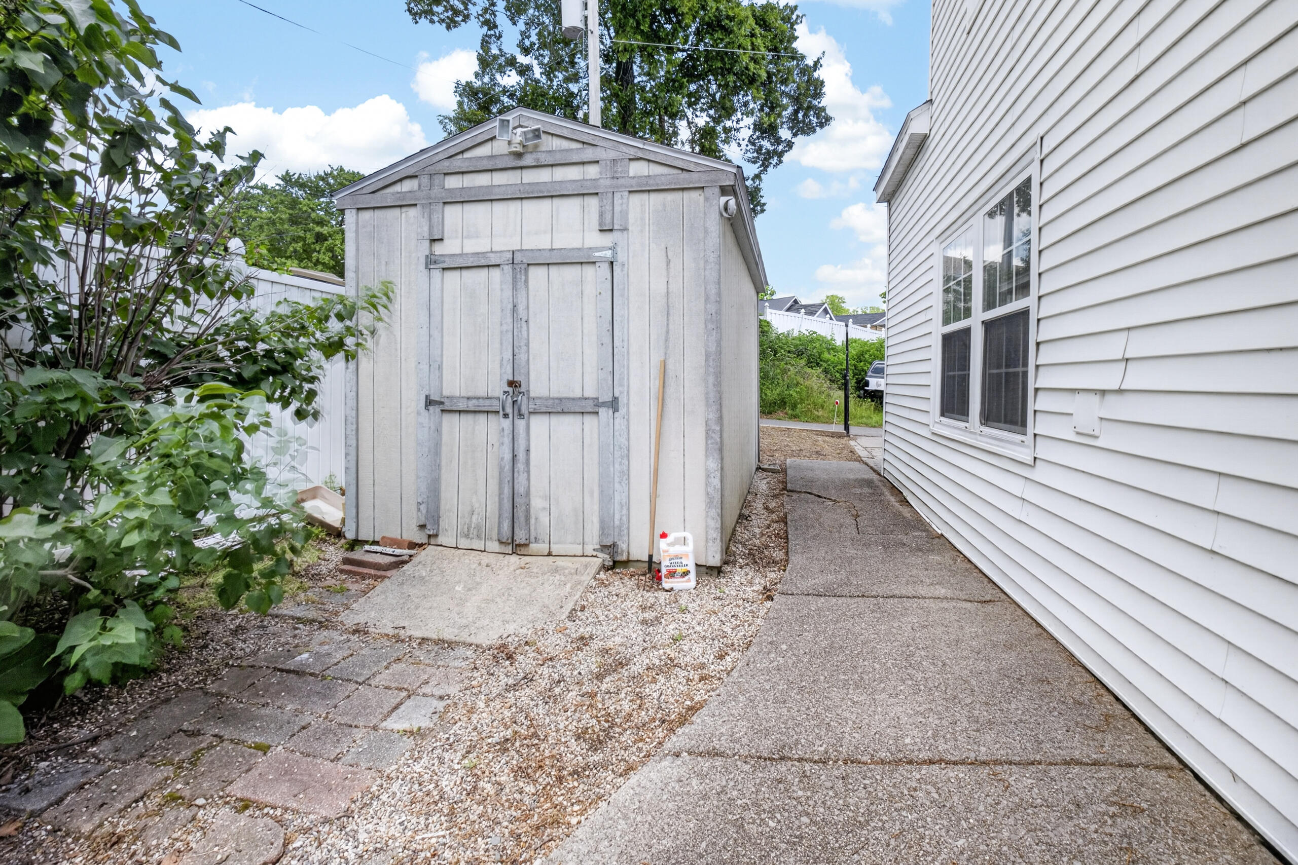 5188 Deep Point Drive Portage, MI 49002 - Photo 42 of 44 5188 Deep Point Dr, Portage, MI 49002_43