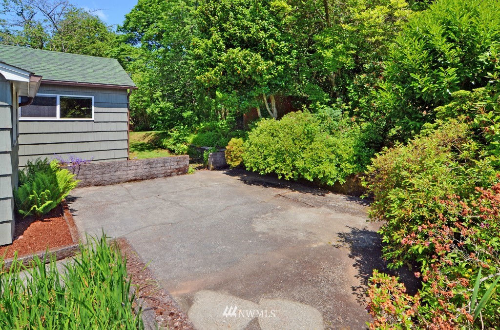 4338 Tracyton Beach Road Northwest Bremerton, WA 98310 - Photo 22 of 24 Gallery Image 22