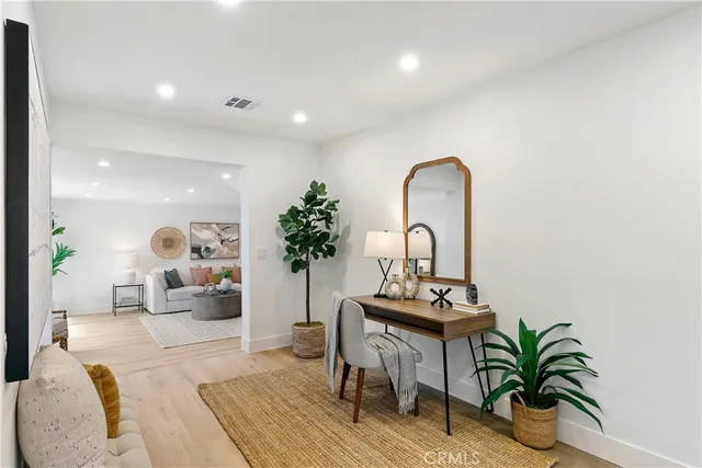 $1,095,000 | 1113 West Desford Street, Torrance, CA 90502