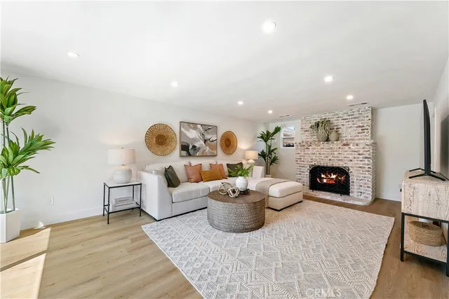 $1,095,000 | 1113 West Desford Street, Torrance, CA 90502