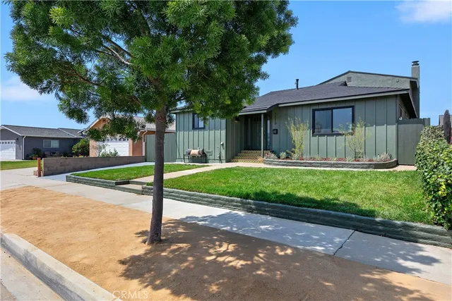 $1,095,000 | 1113 West Desford Street, Torrance, CA 90502