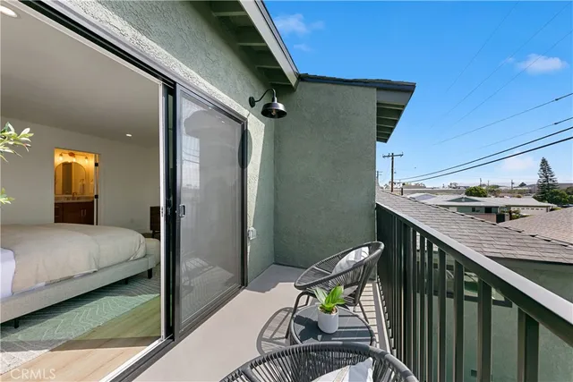 $1,095,000 | 1113 West Desford Street, Torrance, CA 90502