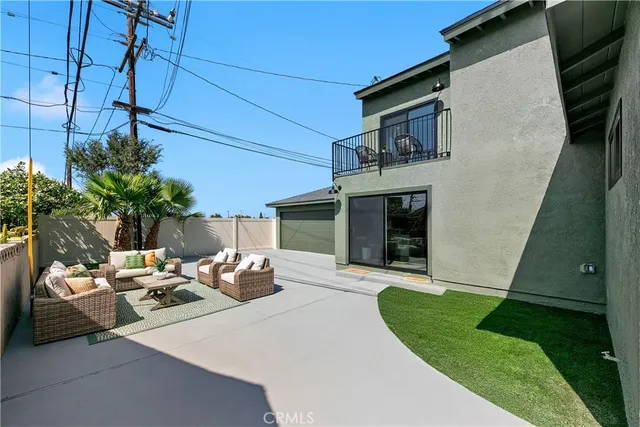 $1,095,000 | 1113 West Desford Street, Torrance, CA 90502