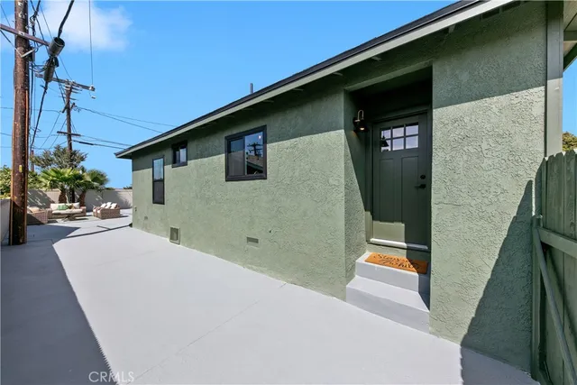 $1,095,000 | 1113 West Desford Street, Torrance, CA 90502