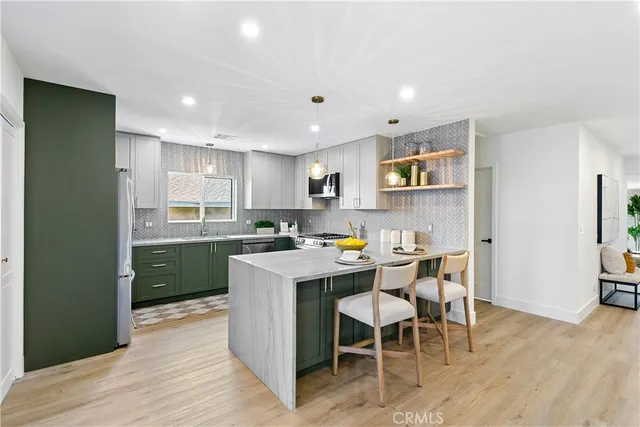 $1,095,000 | 1113 West Desford Street, Torrance, CA 90502