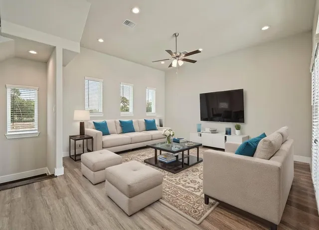 $2,800 | 9016 Lonestar River Lane, Houston, TX 77080