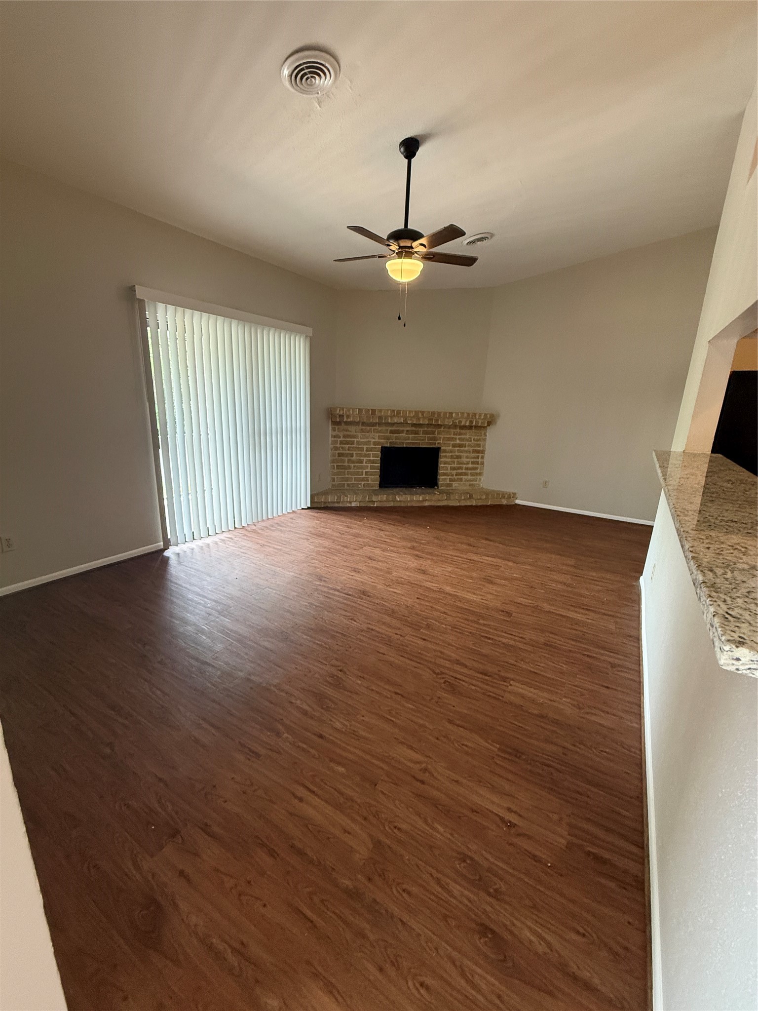 923 Carrell Street, Unit D Tomball, TX 77375 - Photo 4 of 19
