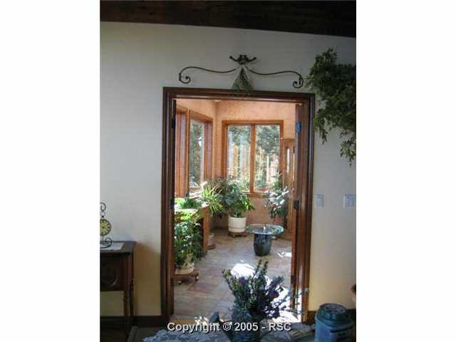 515 Ponderosa Road Manitou Springs, CO 80829 - Photo 8 of 14