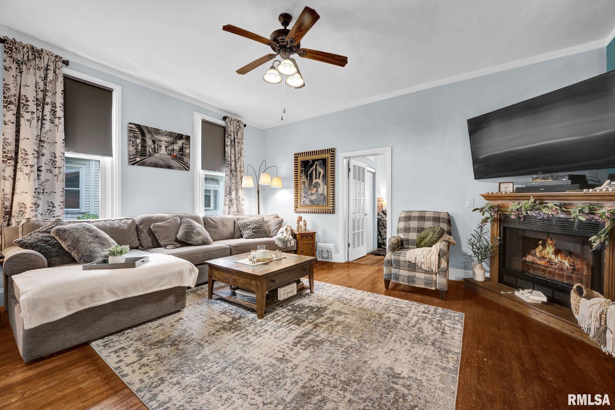 526 State Street Pekin, IL 61554 - Photo 7 of 42